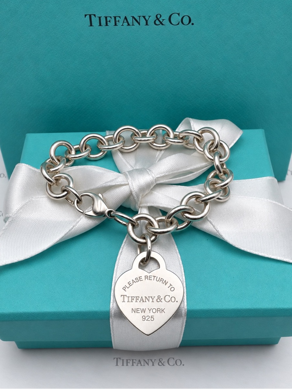 Tiffany & Co. Return to Tiffany Heart Tag Charm Bracelet Sterling Silver 6.75”